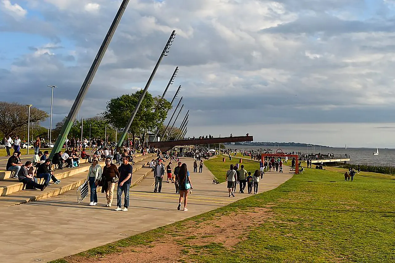 Orla do Guaíba, Porto Alegre, Rio Grande do Sul, Brazil