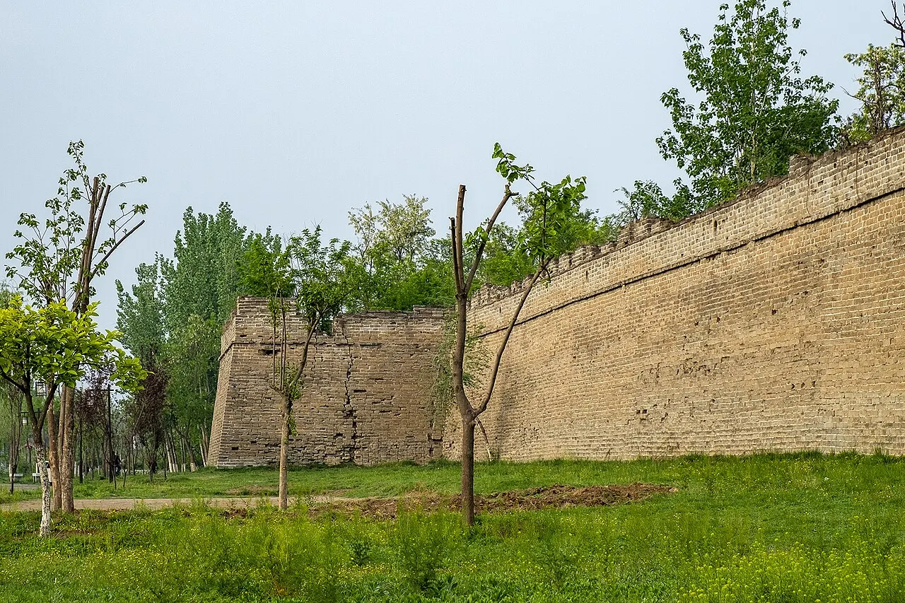 Kaifeng City Wall, Kaifeng, Henan, China