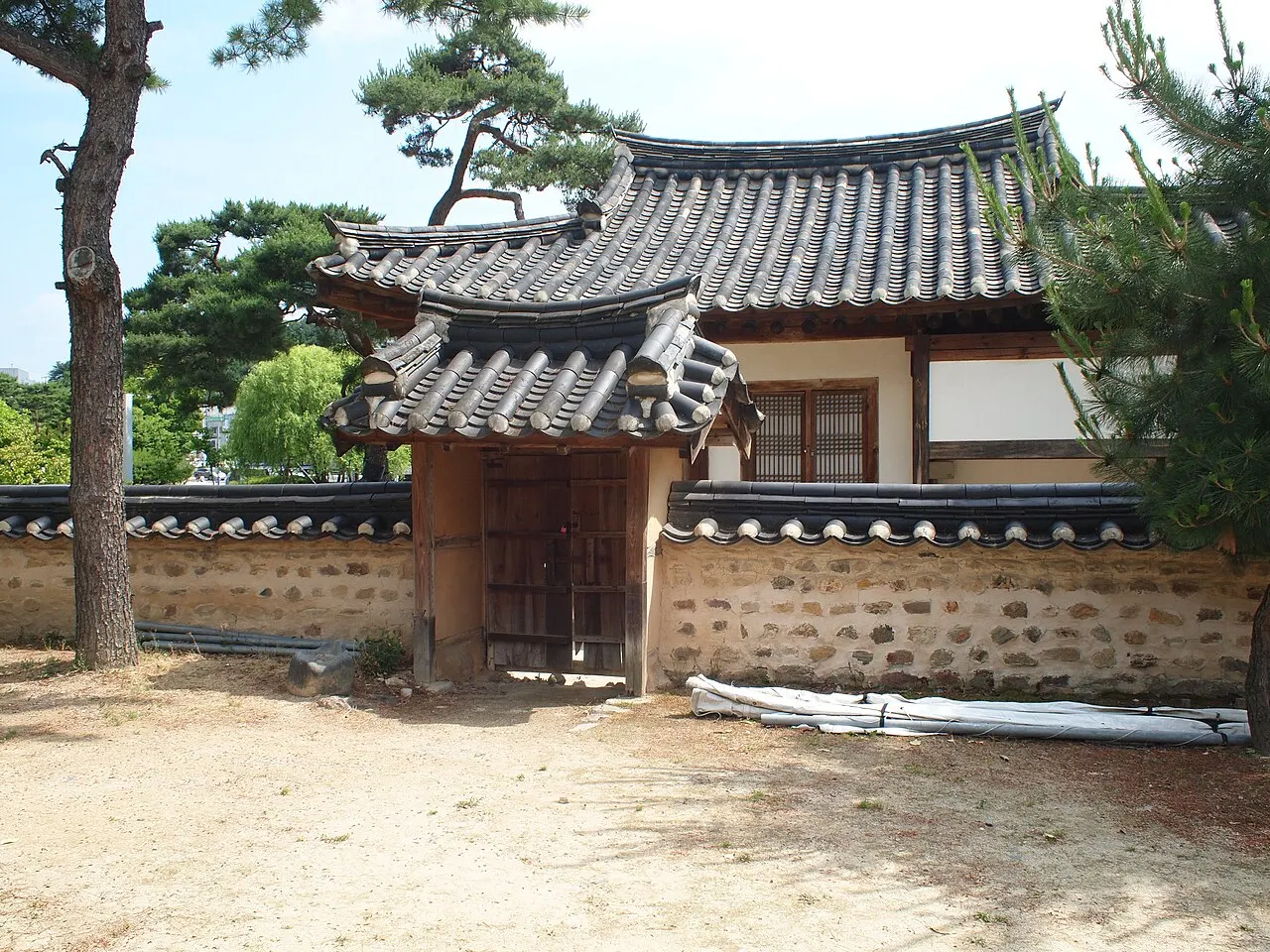 Dongchundang House, Daejeon, Daejeon, South Korea