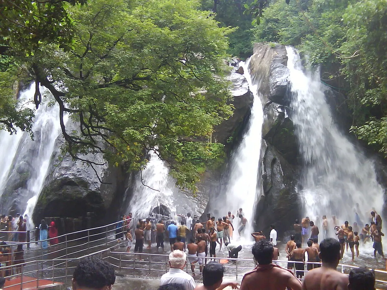 Courtallam Falls, Tirunelveli, Tamil Nadu, India