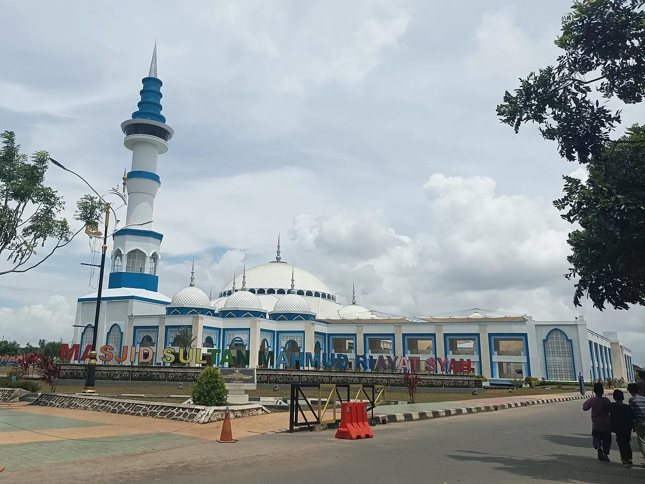 Sultan Mahmud Riayat Syah Mosque, Batam, Riau, Indonesia