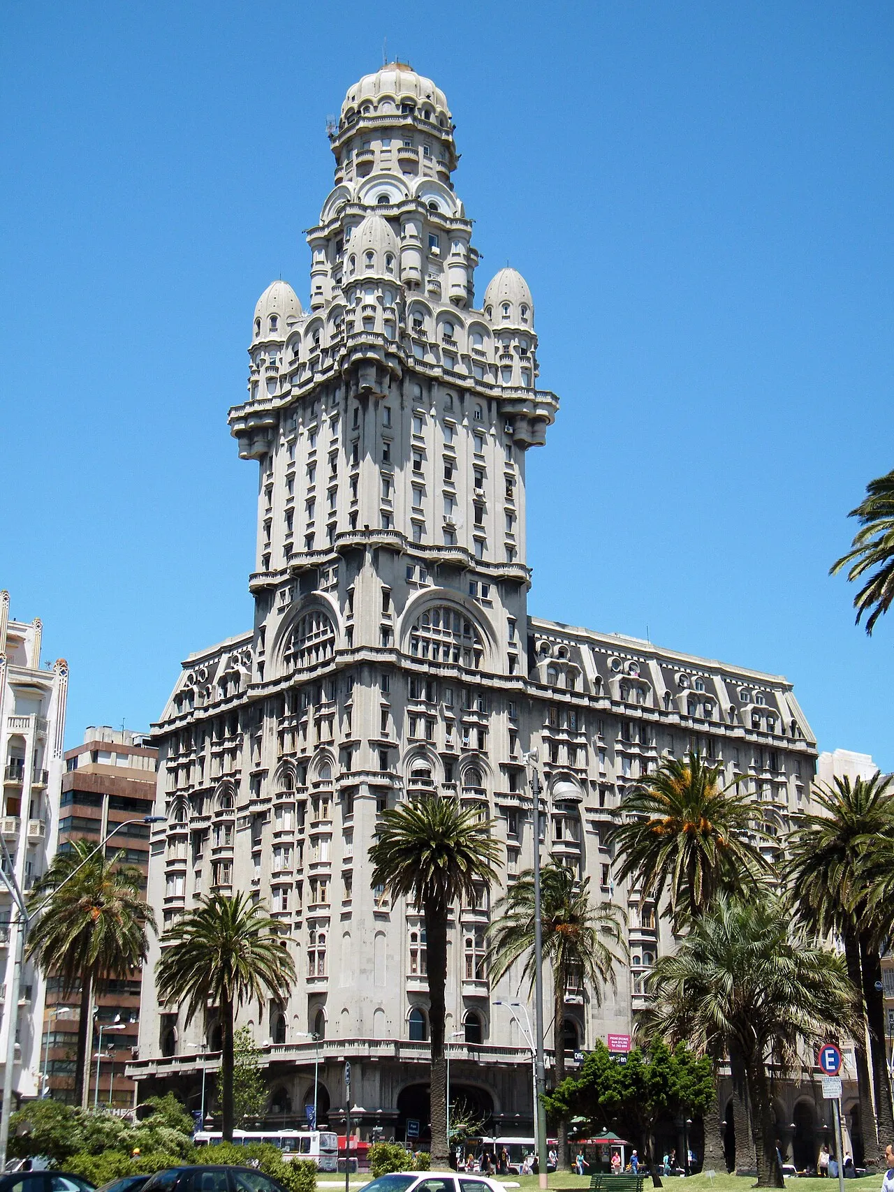 Palacio Salvo, Montevideo, Montevideo Department, Uruguay