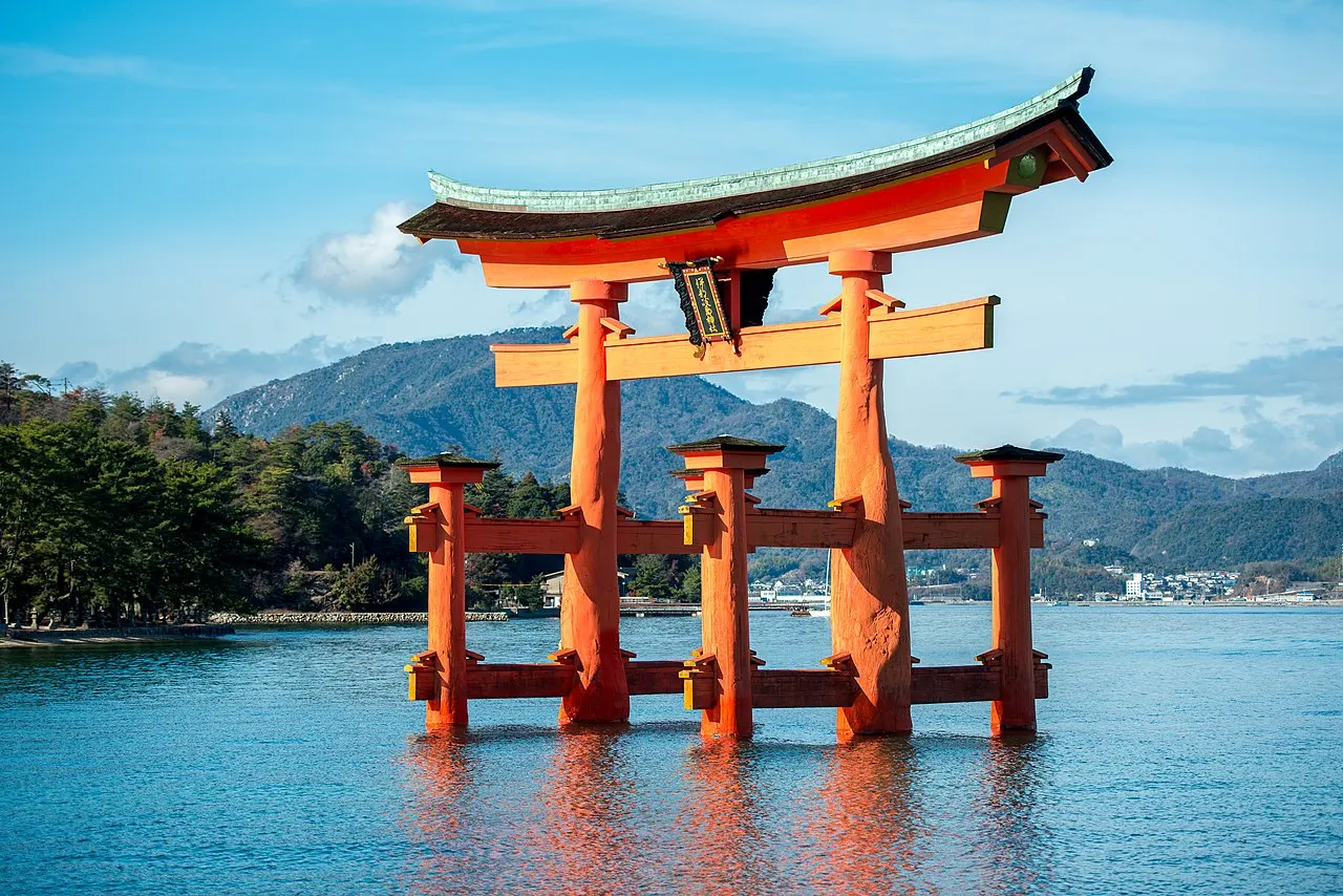 Itsukushima Shrine, Hiroshima, Hiroshima, Japan
