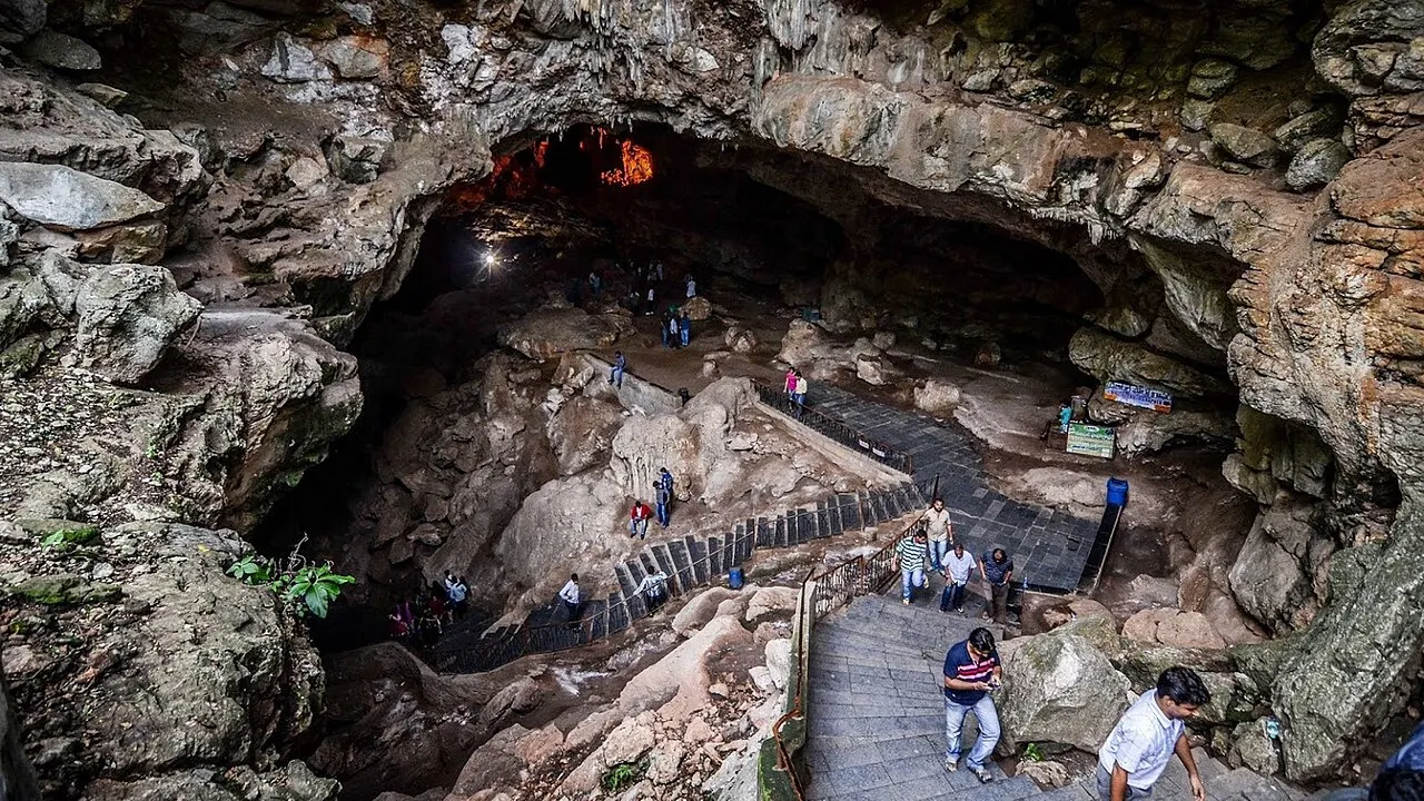 Borra Caves, Visakhapatnam, Andhra Pradesh, India