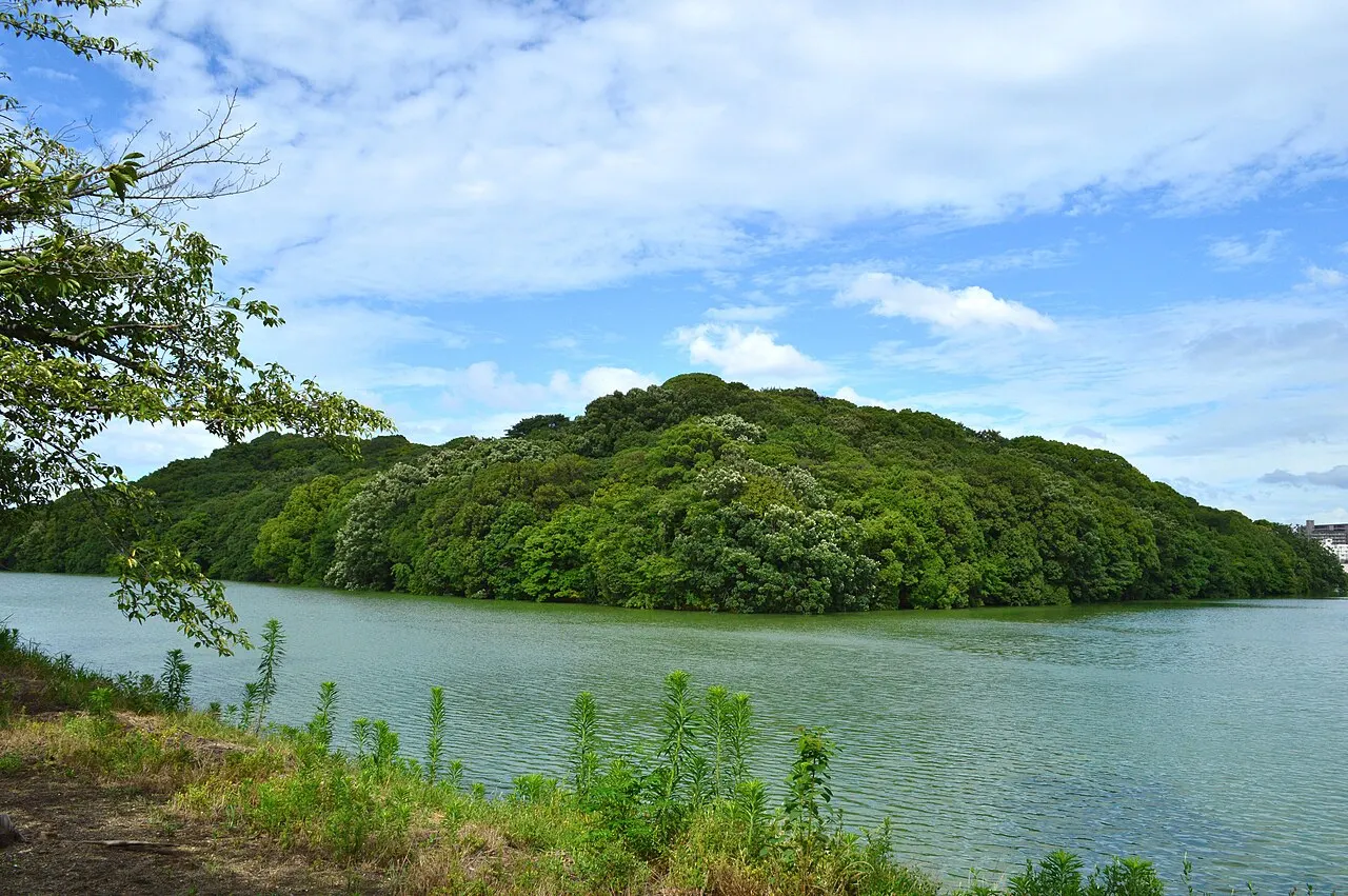 Kamiishizu Misanzai Kofun, Sakai, Osaka, Japan