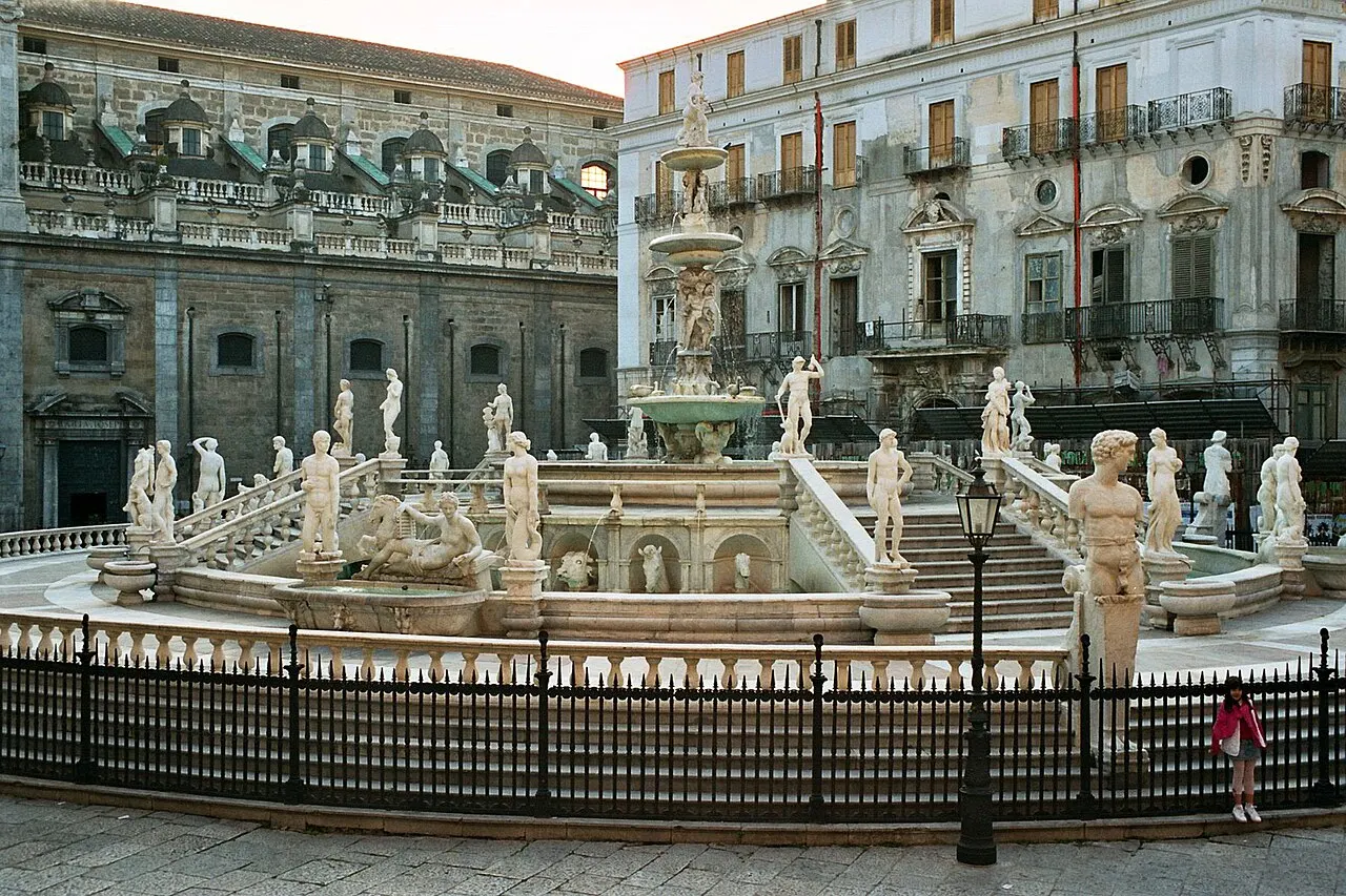 Fontana Pretoria, Palermo, Sicily, Italy