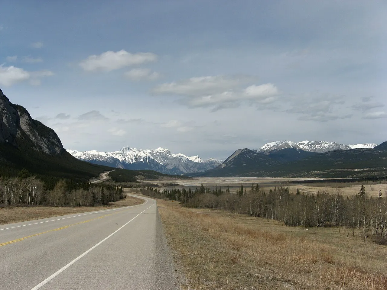 David Thompson Highway, Abraham Lake, Alberta, Canada