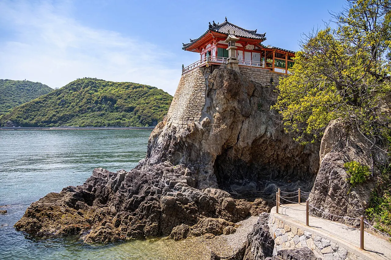 Abuto Kannon, Fukuyama, Hiroshima, Japan