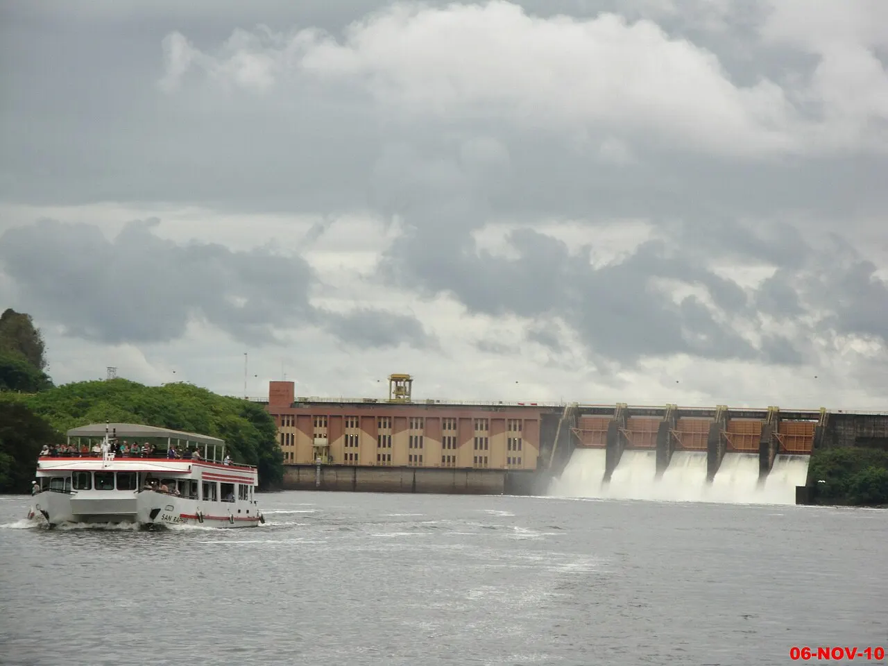 Barra Bonita Lock, Piracicaba, São Paulo, Brazil