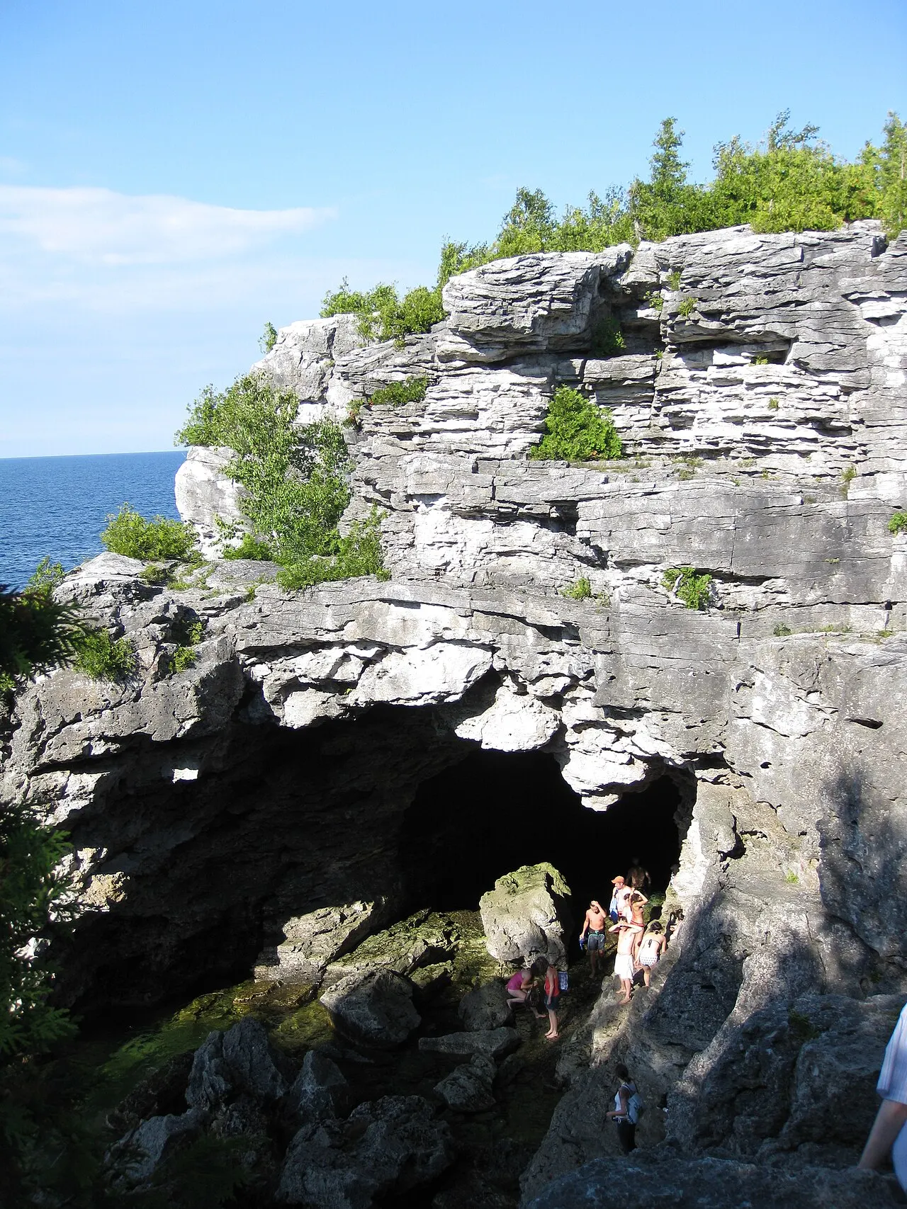 Marr Lake Trail, Bruce Peninsula National Park, Ontario, Canada