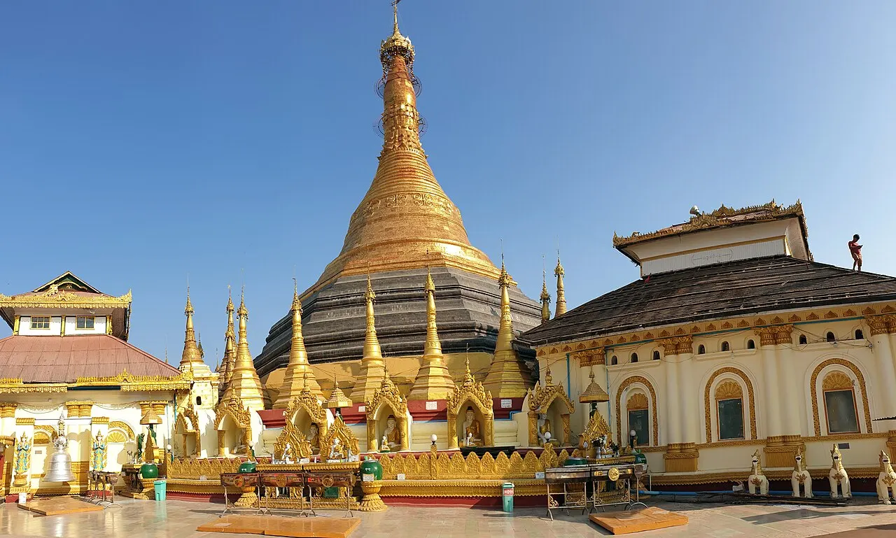 Kyaikthanlan Pagoda, Mawlamyine, Mon, Myanmar