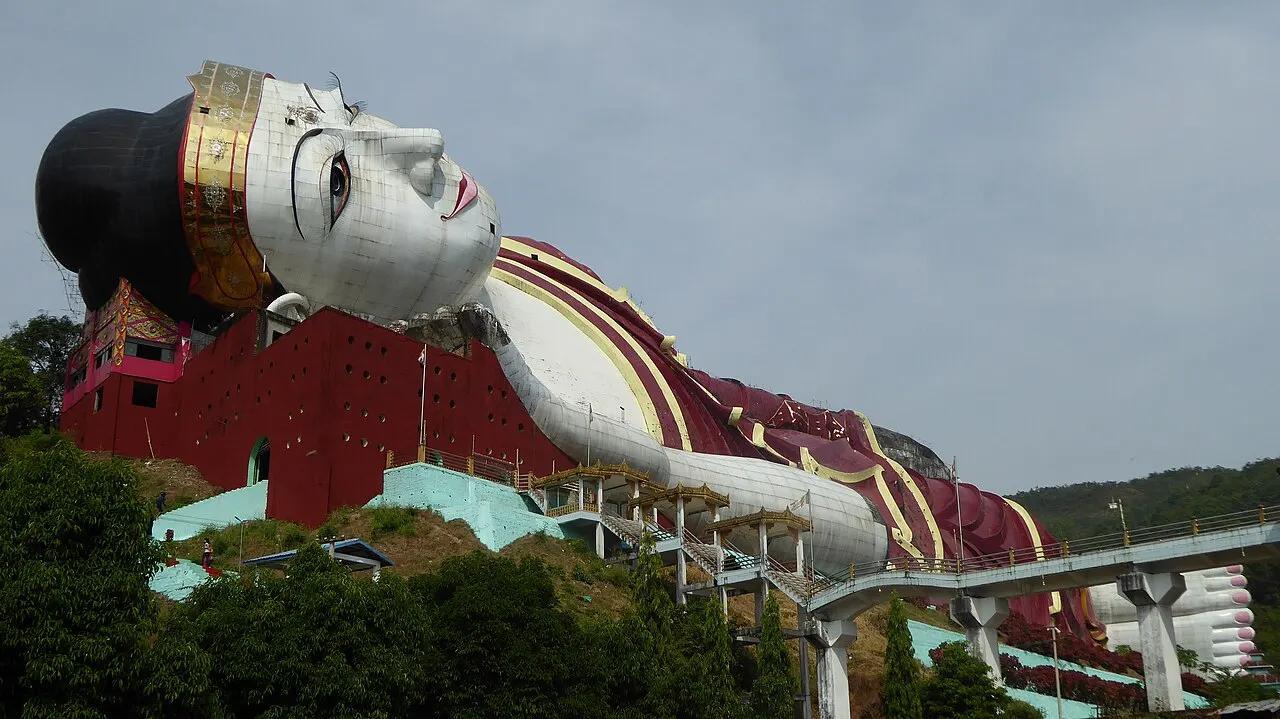 Win Sein Taw Ya, Mawlamyine, Mon, Myanmar