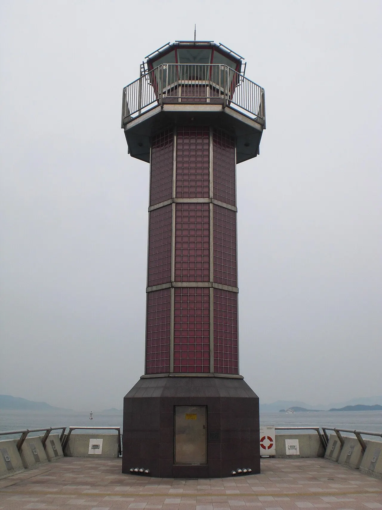 Setoshirube Red Lighthouse, Takamatsu, Kagawa, Japan