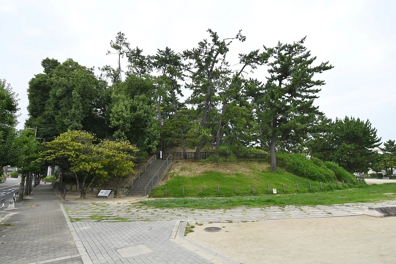 Sakurazuka Kofun Group, Toyonaka, Osaka, Japan