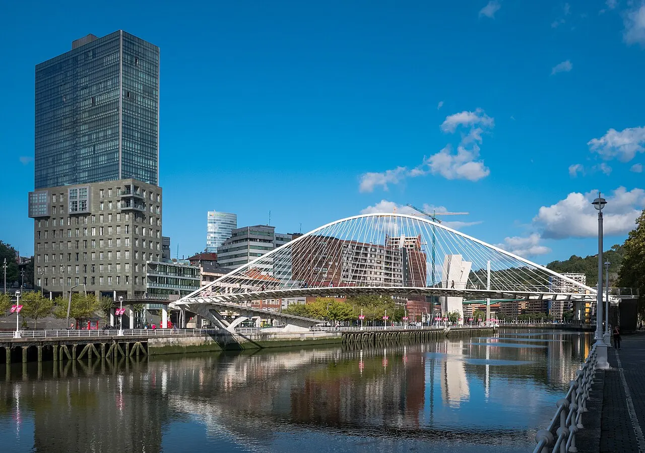 Zubizuri Bridge, Bilbao, Basque Country, Spain