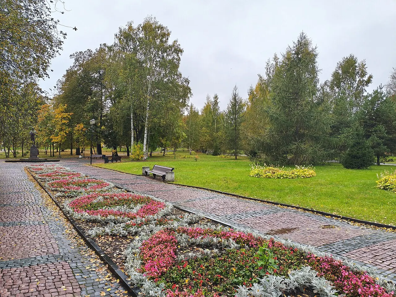 Governor's Garden, Petrozavodsk, Karelia, Russia