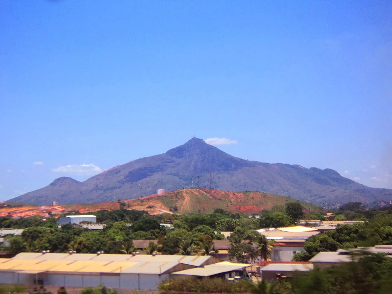Pico da Ibituruna, Governador Valadares, Minas Gerais, Brazil