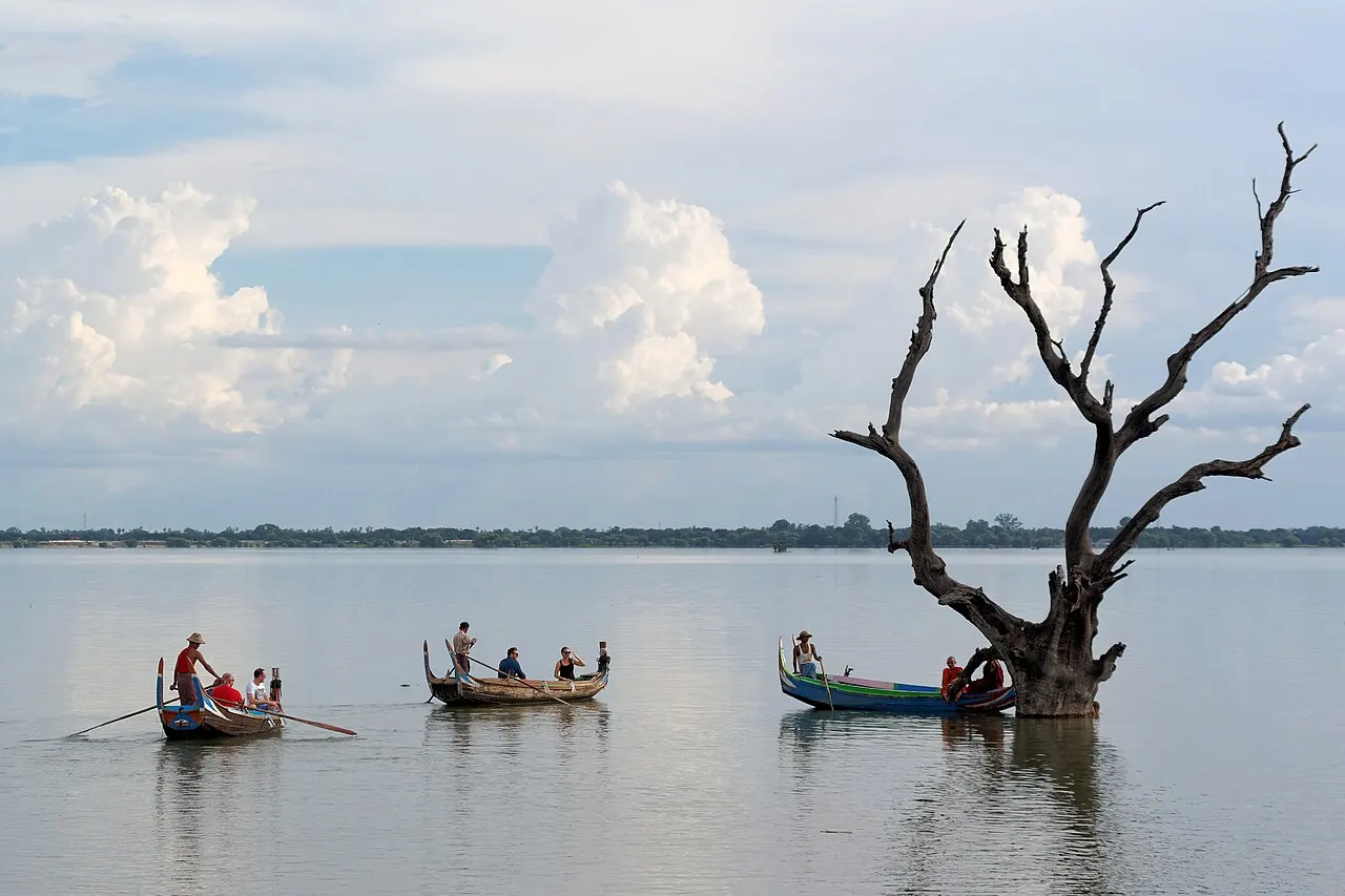 Taungthaman Lake, Amarapura, Mandalay Region, Myanmar