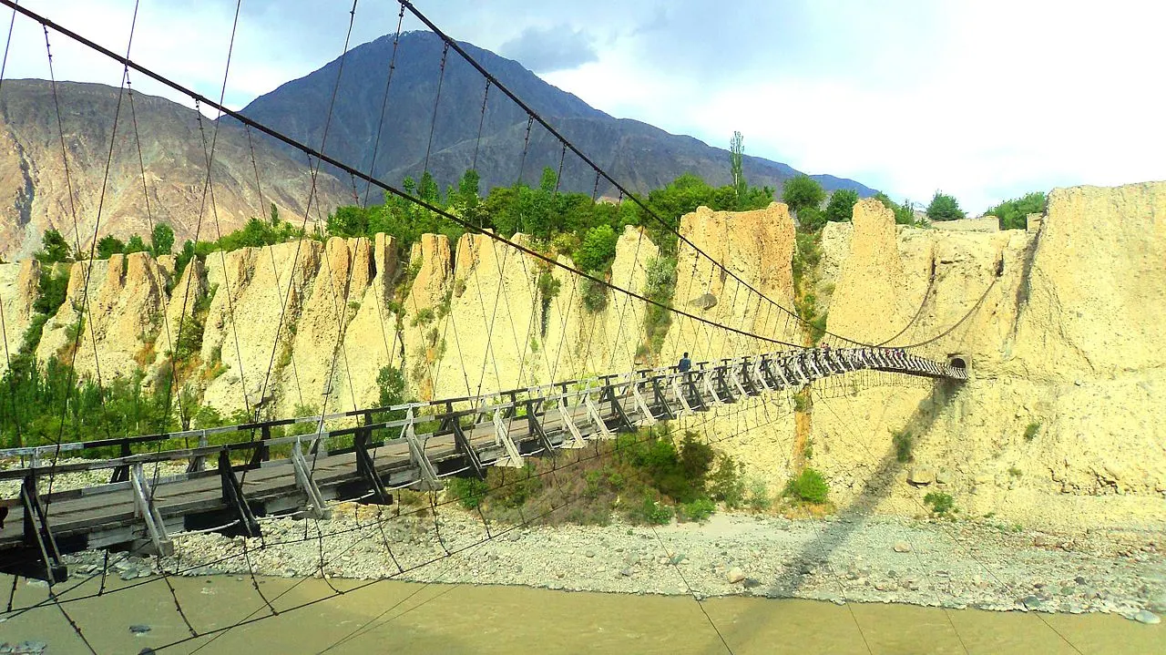 Danyor Suspension Bridge, Gilgit, Gilgit-Baltistan, Pakistan