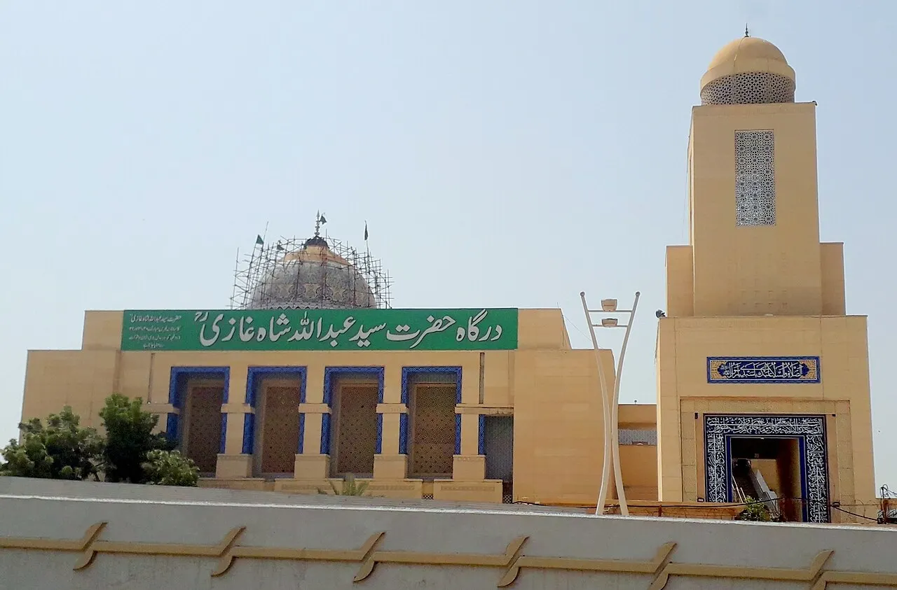 Shrine of Abdullah Shah Ghazi, Karachi, Pakistan