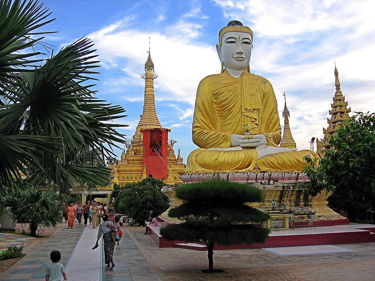 Shwezigon Pagoda (Monywa), Monywa, Sagaing Region, Myanmar
