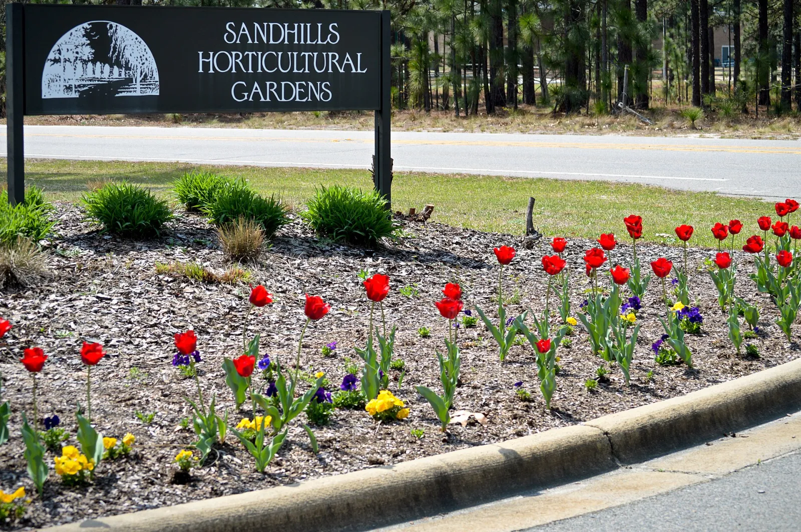 Sandhills Horticultural Gardens entrance, Pinehurst, North Carolina
