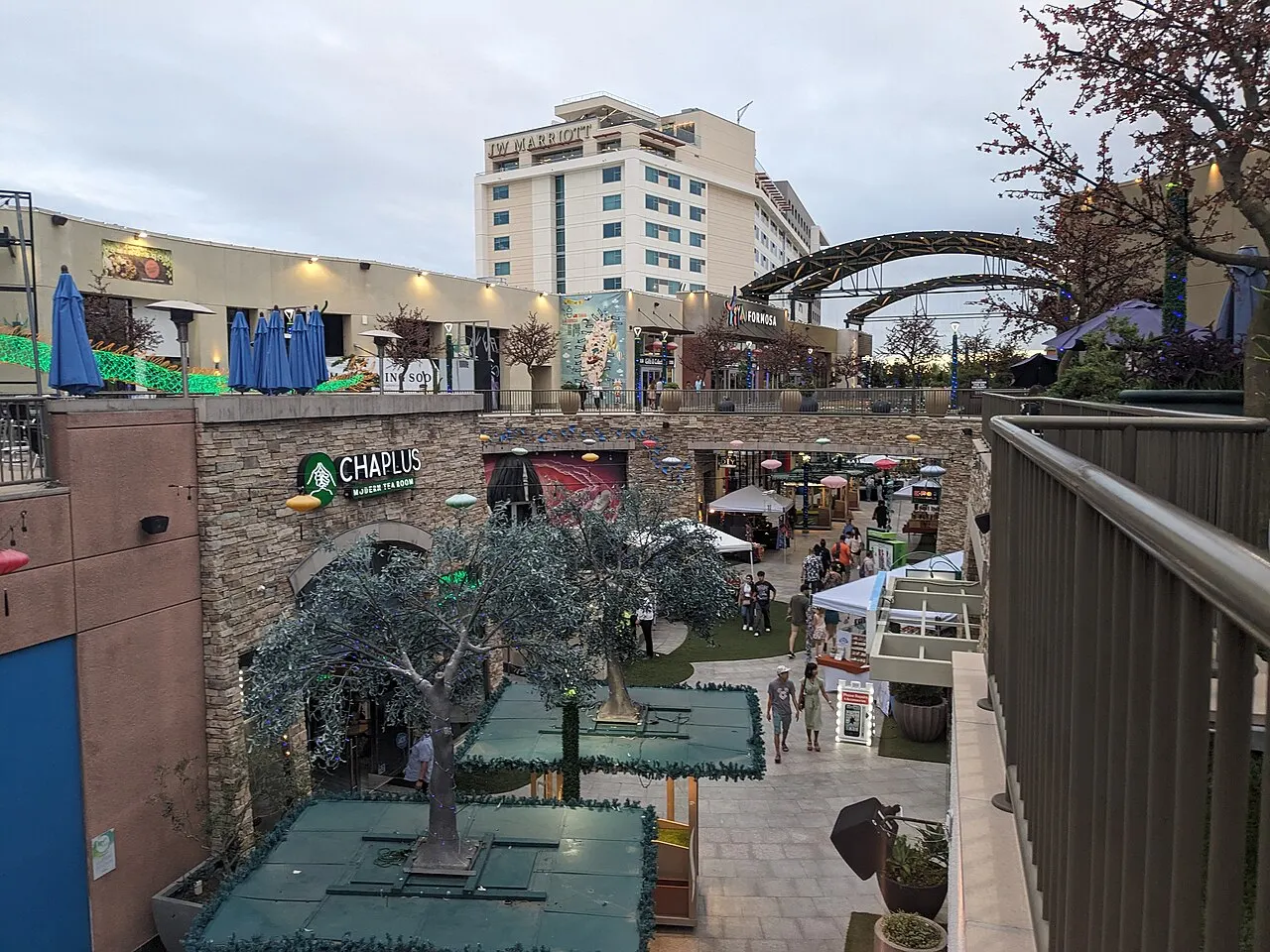Anaheim GardenWalk, Anaheim, California, United States