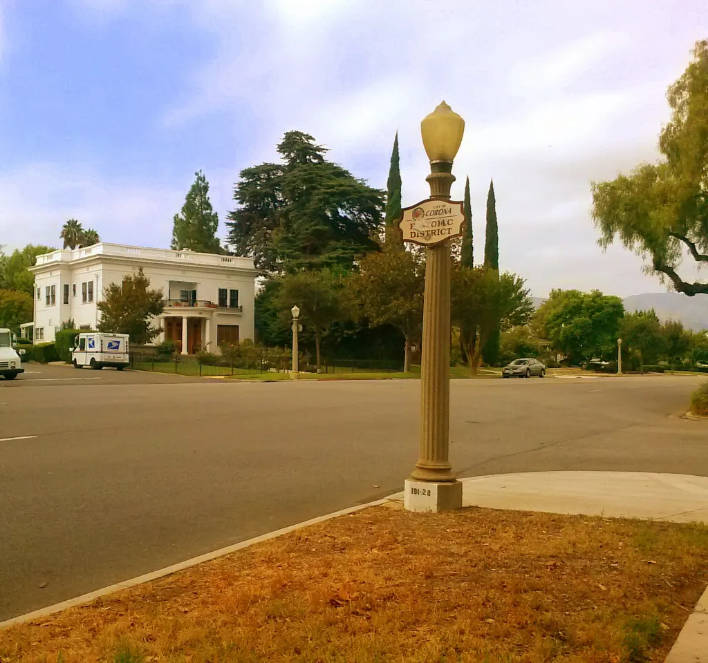 Grand Boulevard Circle, Corona, California, United States