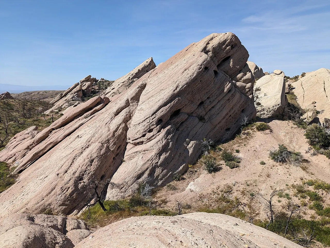 Devil's Punchbowl Natural Area, Palmdale, California, United States