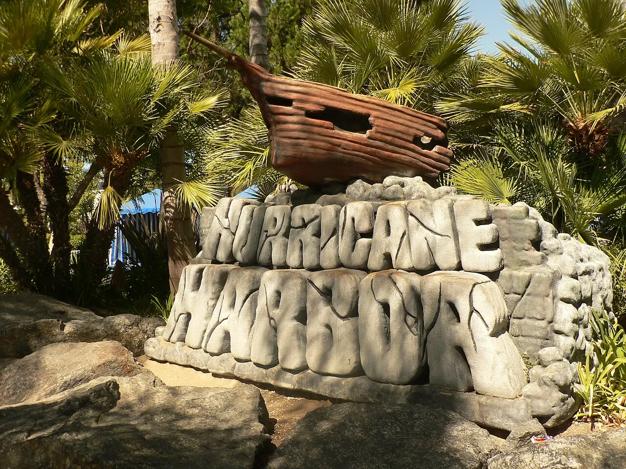Hurricane Harbor Los Angeles, Valencia, California, United States