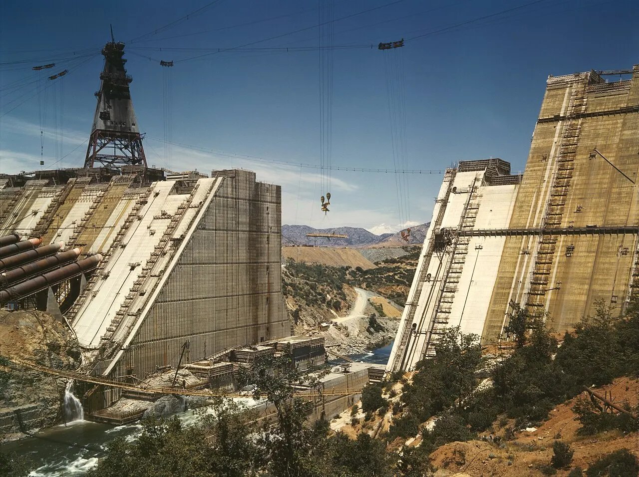 Shasta Dam and Shasta Lake, Redding, California, United States