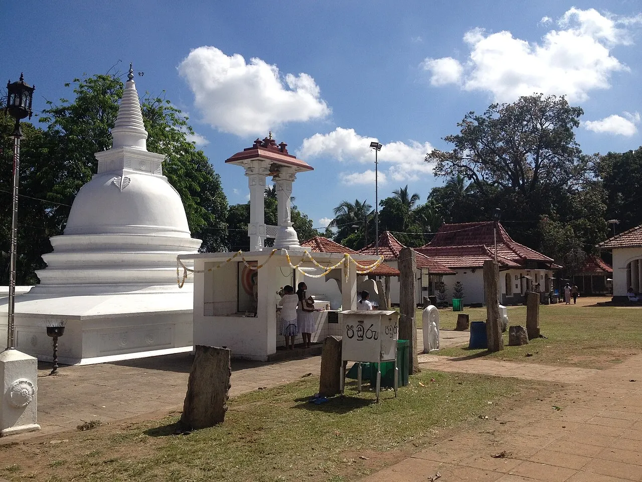 Kotte Raja Maha Viharaya, Sri Jayewardenepura Kotte, Western Province, Sri Lanka