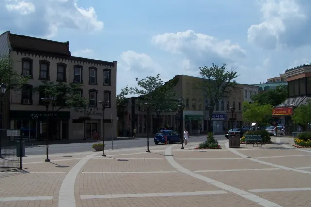 Garden Square Brampton, Brampton, Ontario, Canada