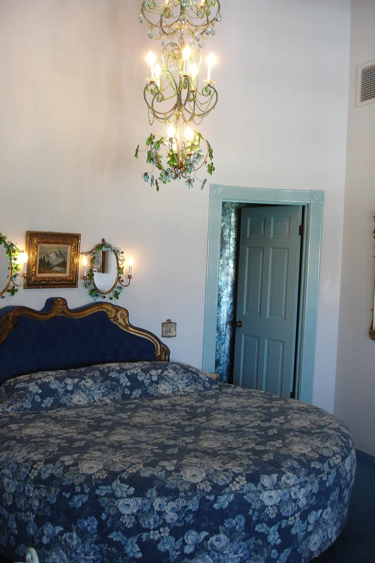 Madonna Inn, San Luis Obispo, California, United States