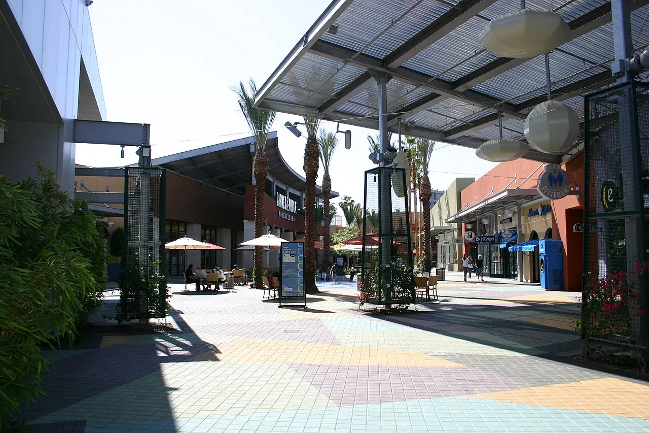 Tempe Marketplace, Tempe, Arizona, United States