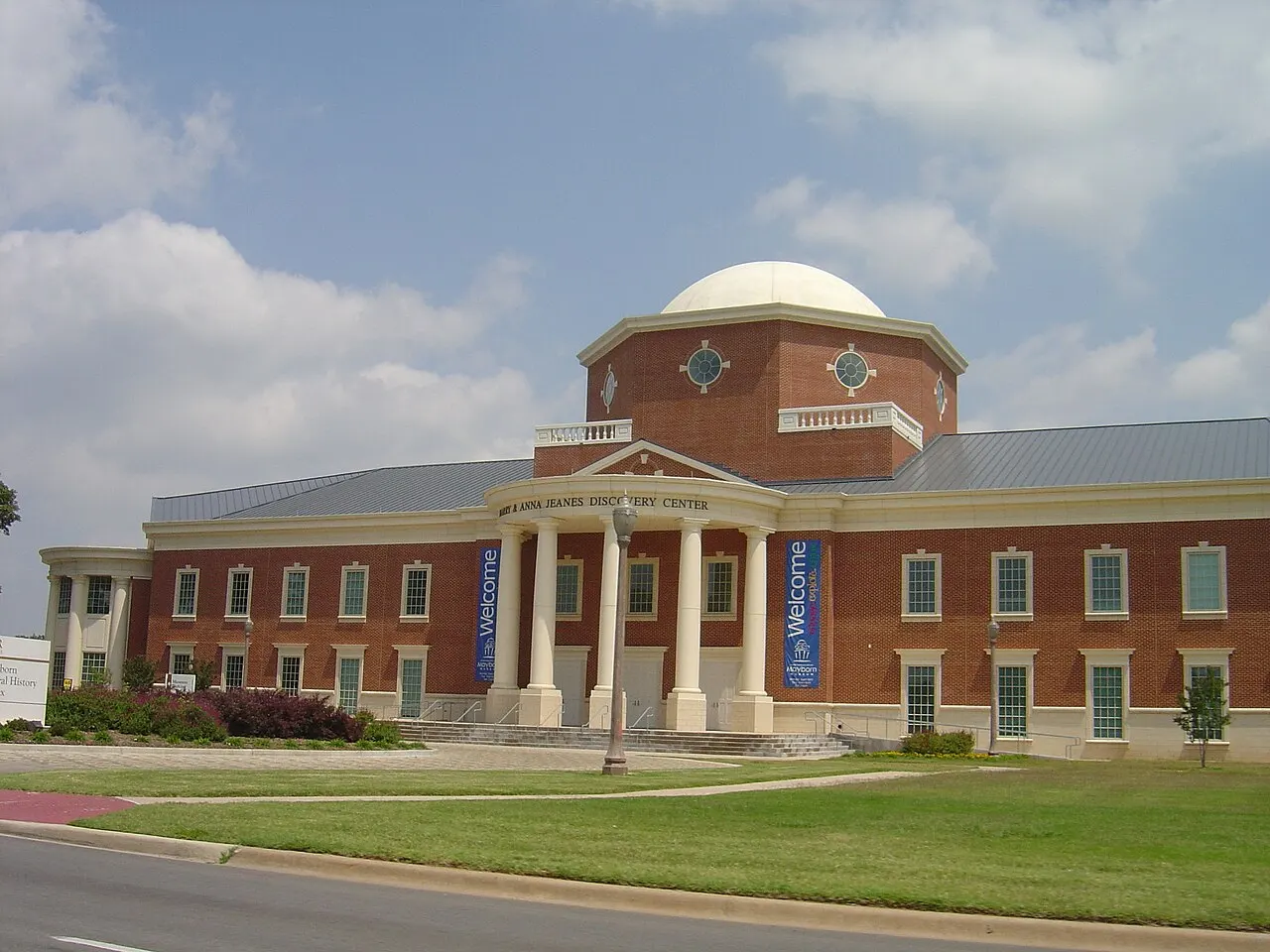 Mayborn Museum Complex, Waco, Texas, United States