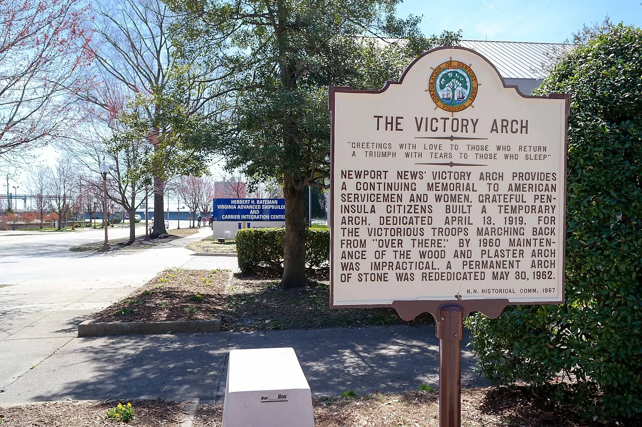 Victory Arch, Newport News, Virginia, United States
