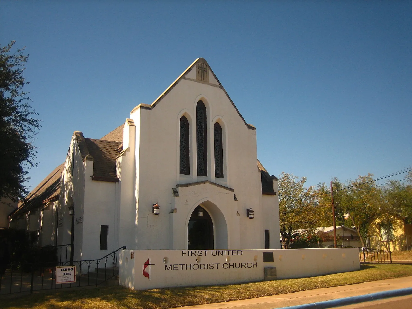 First United Methodist Church of Laredo, TX revised photo IMG 2005, Laredo, Texas, United States