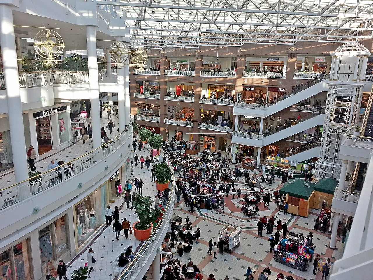 Fashion Centre at Pentagon City, Arlington, Virginia, United States