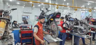 Shamas Honda Defence Road