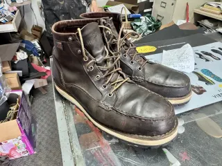 John's Shoe Repair