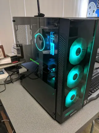 Candid Computers
