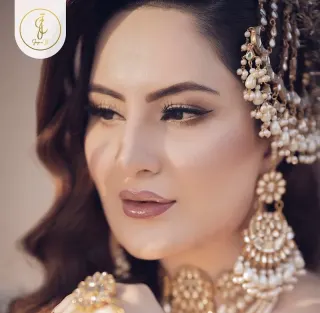 Jugnu's Salon Gujranwala