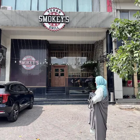 Smokey's Texas Grill in Lahore, Punjab