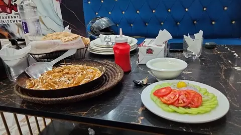 Zain Baba Restaurant Sargodha in Sargodha, Punjab