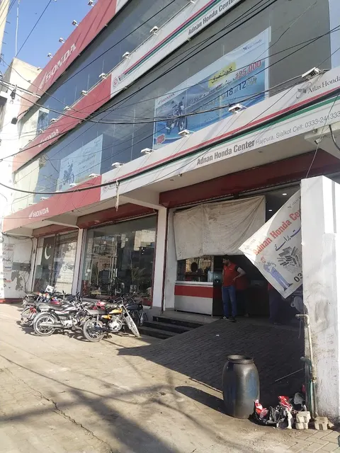 Adnan Honda Center in Sialkot, Punjab