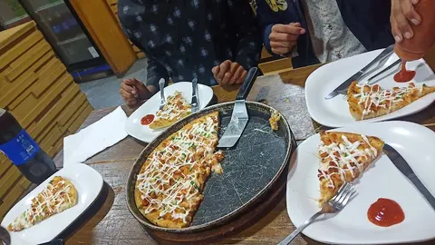 Snackies in Gujranwala, Punjab