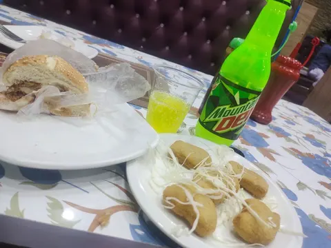 Hafiz Sweets & Bakers in Mandi Bahauddin, Punjab