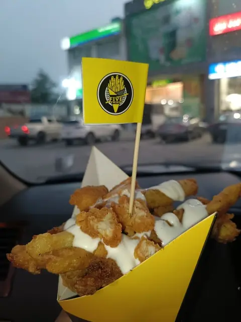 FIVE FRIES in Lahore, Punjab