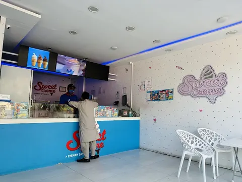 Sweet Creme in Gujranwala, Punjab